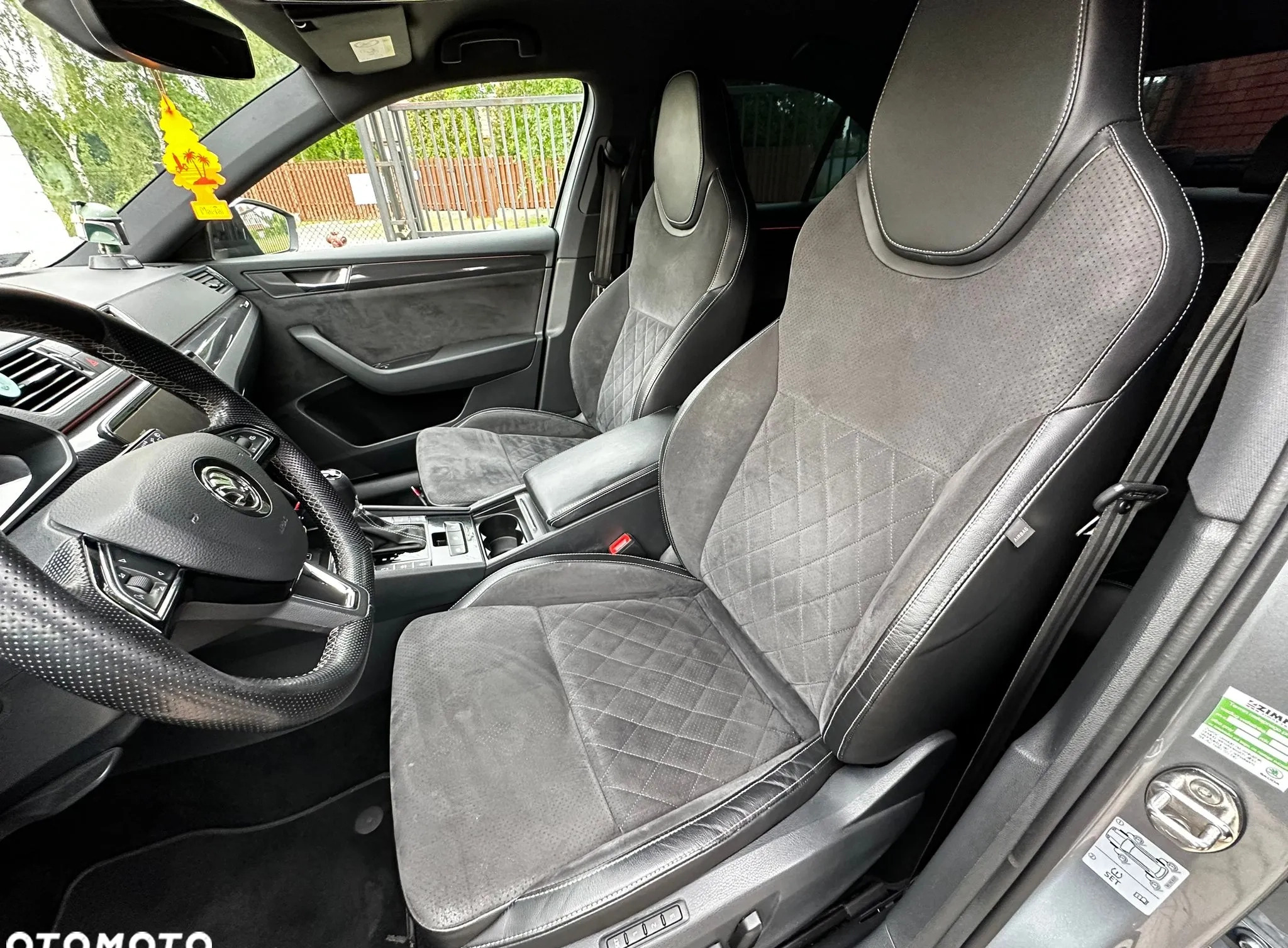 Skoda Superb cena 98398 przebieg: 181000, rok produkcji 2018 z Warszawa małe 92
